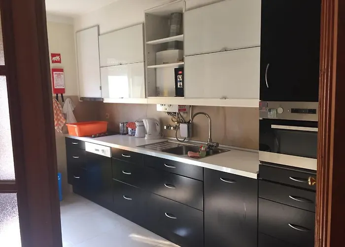 Enjoy It Porto 게스트하우스 *